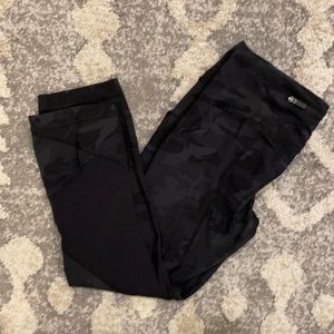 Lululemon Camo Pace Rival